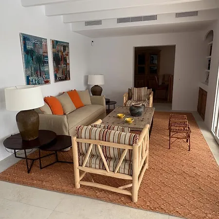 Estrellita Villa *